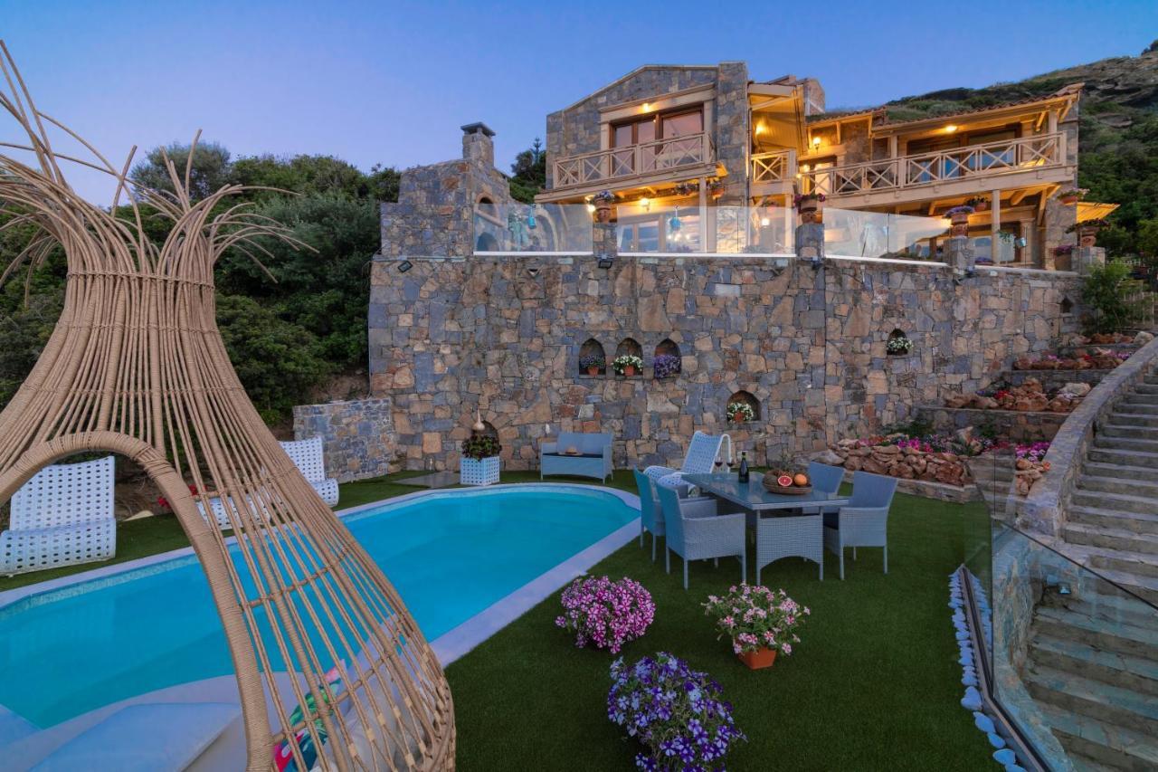 Felini Palace Agia Pelagia Exterior foto