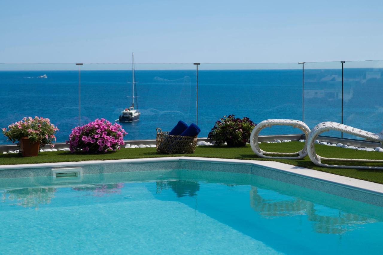 Felini Palace Agia Pelagia Exterior foto