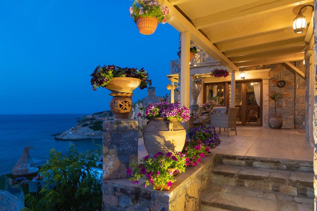 Felini Palace Agia Pelagia Exterior foto