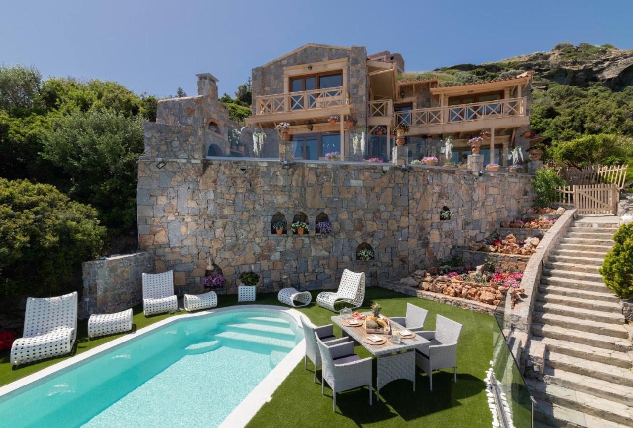 Felini Palace Agia Pelagia Exterior foto